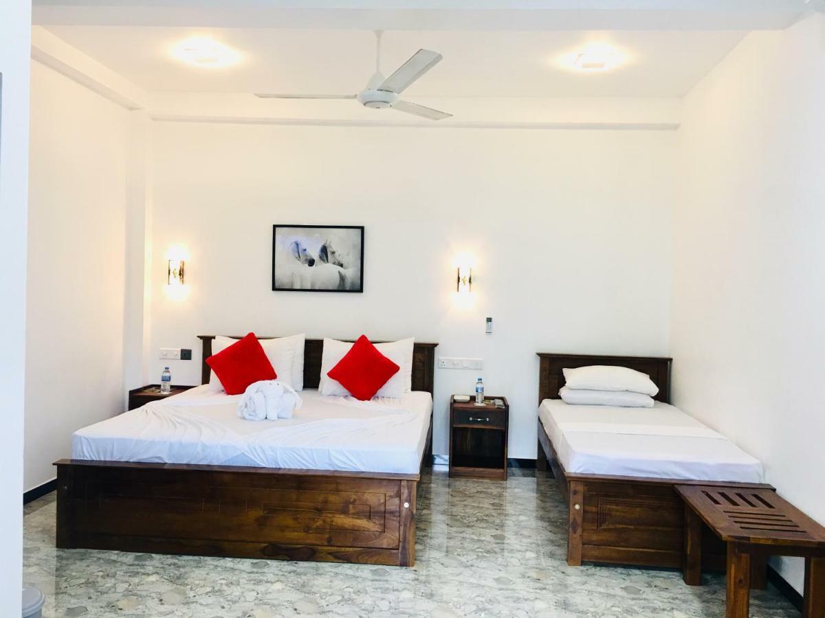 Jenushi Homestay キャンディー エクステリア 写真