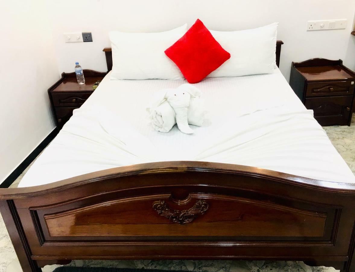 Jenushi Homestay キャンディー エクステリア 写真